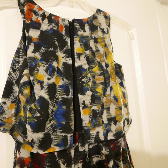 Mini Abstract Flow Dress - Picture 5 of 5